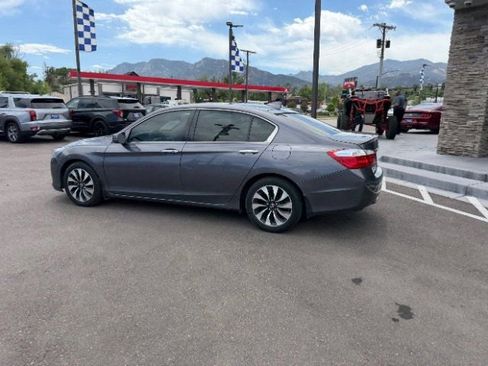 Used 2015 Honda Accord Touring image 7