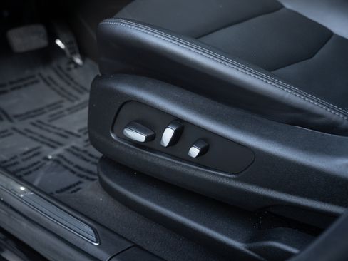 Used 2024 Cadillac XT5 Premium Luxury w/ Technology Package image 19