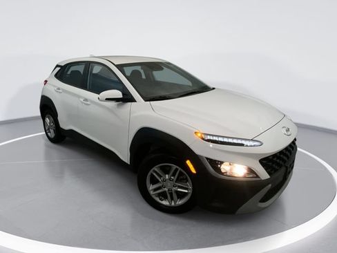 Used 2023 Hyundai Kona SE w/ Cargo Package AWD/4WD image 1