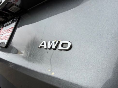 Certified 2023 Nissan Rogue S image 8