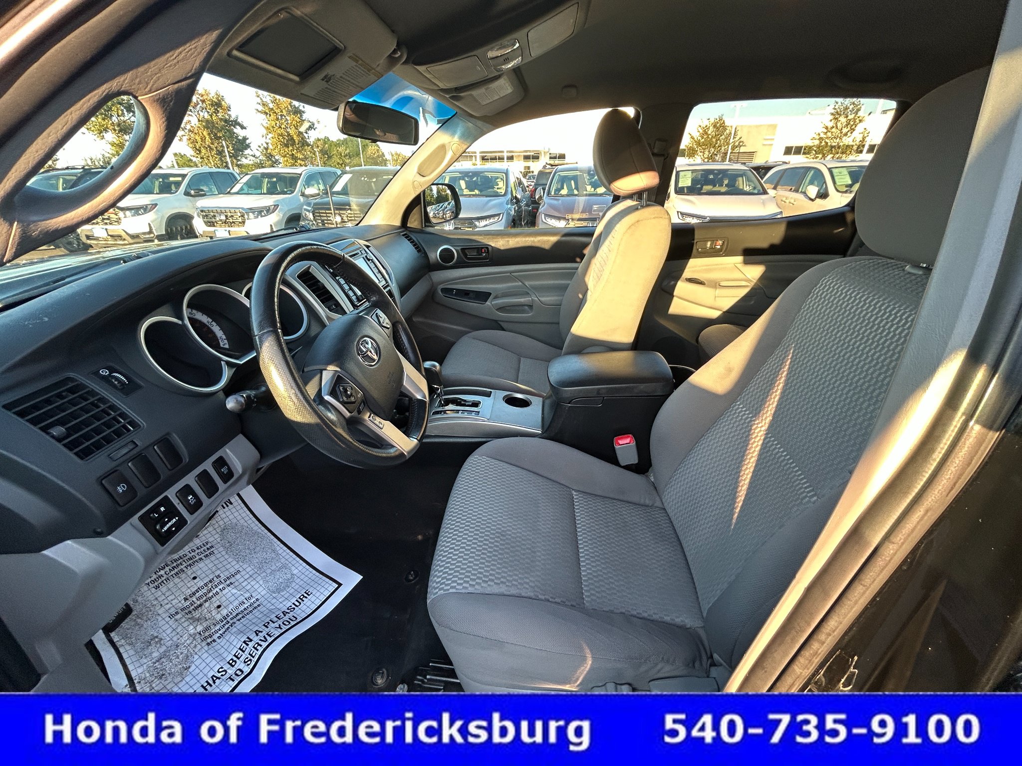 Used 2015 Toyota Tacoma 4x4 Double Cab w/ SR5 Package image 15