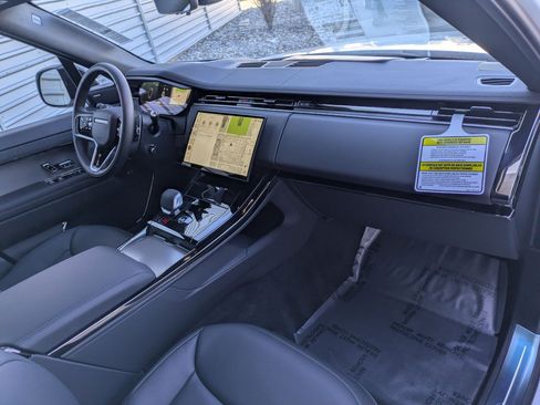 New 2026 Land Rover Range Rover Sport SE image 34