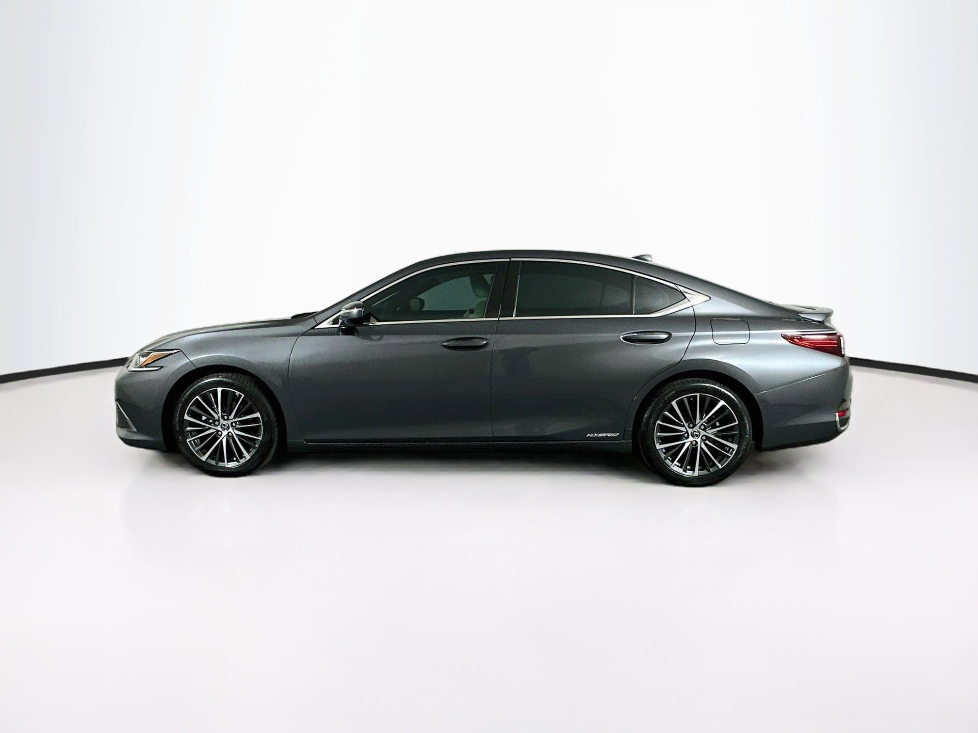 Used 2022 Lexus ES 300h w/ Premium Package FWD image 4
