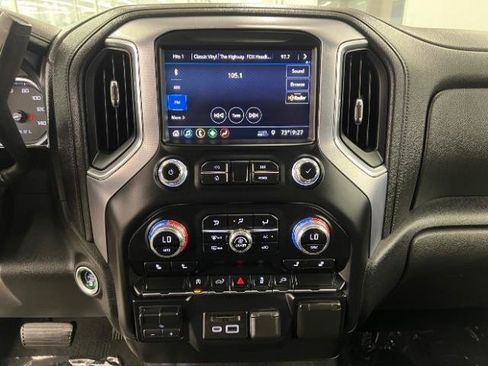 Used 2019 GMC Sierra 1500 SLE w/ SLE Value Package AWD/4WD image 16