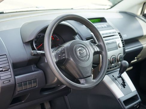 Used 2009 MAZDA MAZDA5 Sport FWD image 2