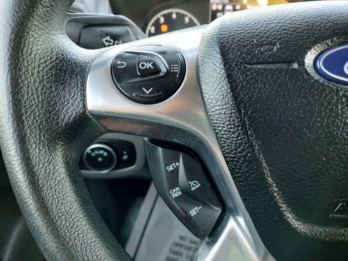 Used 2020 Ford Transit Connect XL image 38