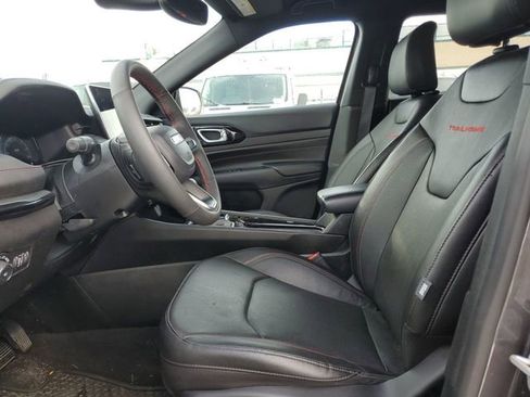 Used 2024 Jeep Compass Trailhawk w/ Trailhawk Elite Group image 19