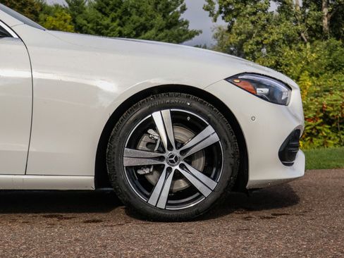 New 2025 Mercedes-Benz C 300 4MATIC Sedan image 4