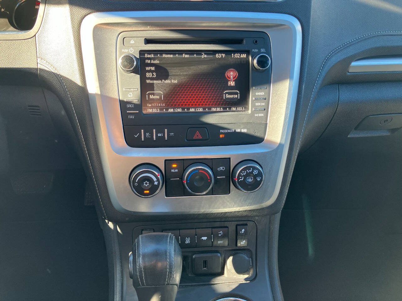 Used 2015 GMC Acadia SLE AWD/4WD image 20