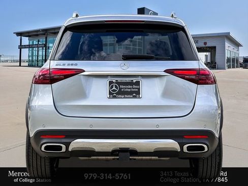 Certified 2025 Mercedes-Benz GLE 350 4MATIC image 9