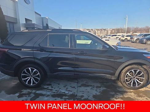 Certified 2020 Ford Explorer ST w/ Premium Technology Package image 4