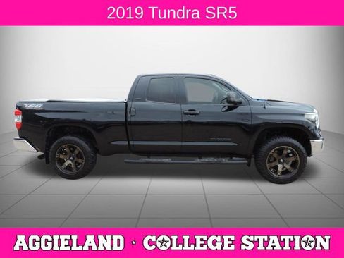 Used 2019 Toyota Tundra SR5 image 2