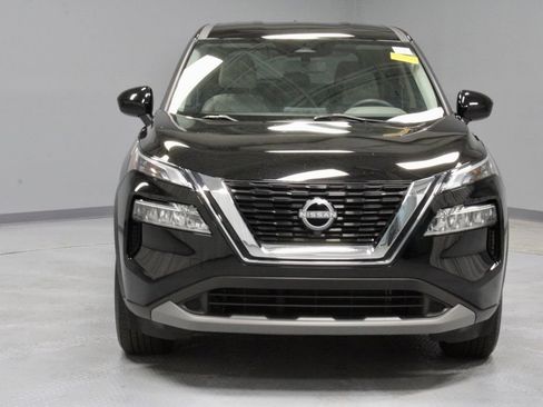 Certified 2023 Nissan Rogue SV FWD image 6