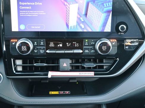 New 2026 Toyota Highlander XLE AWD/4WD image 26