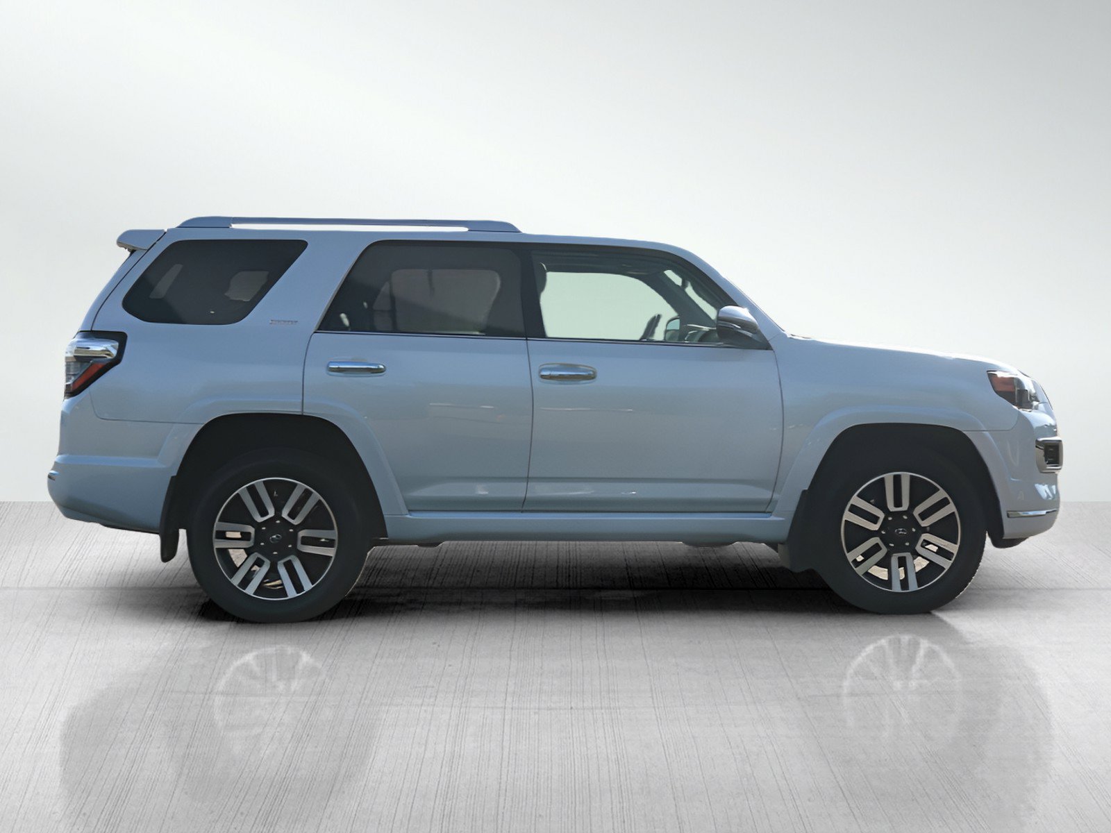 Used 2024 Toyota 4Runner Limited AWD/4WD image 6