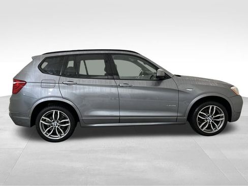 Used 2017 BMW X3 xDrive28i image 7