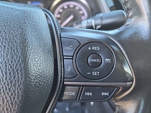 Used 2023 Toyota Camry SE image 15