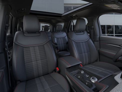 New 2026 Ford Explorer ST-Line image 33