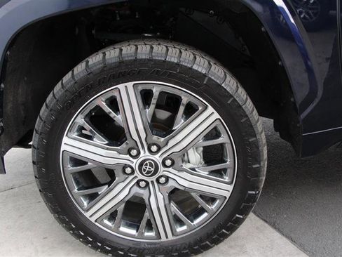 Used 2023 Toyota Tundra Capstone image 31