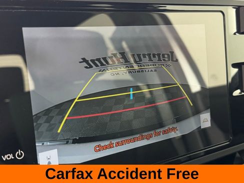 Used 2025 Toyota Tundra SR image 3