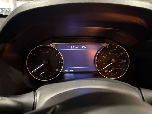 Used 2025 Nissan Altima 2.5 SV image 40