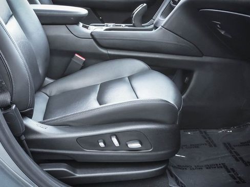 Used 2020 Cadillac XT6 Sport image 25