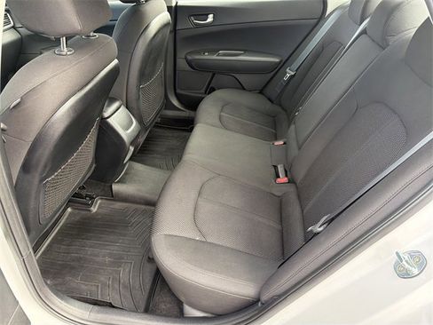 Used 2020 Kia Optima LX image 21