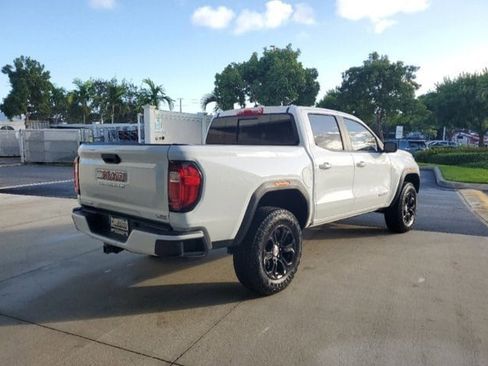 Used 2024 GMC Canyon Elevation w/ Convenience Package image 4