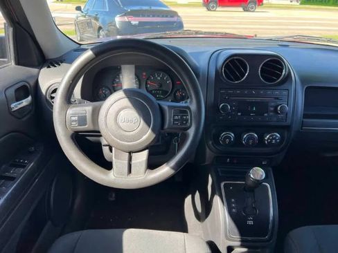 Used 2012 Jeep Patriot Sport w/ PWR Value Group FWD image 17