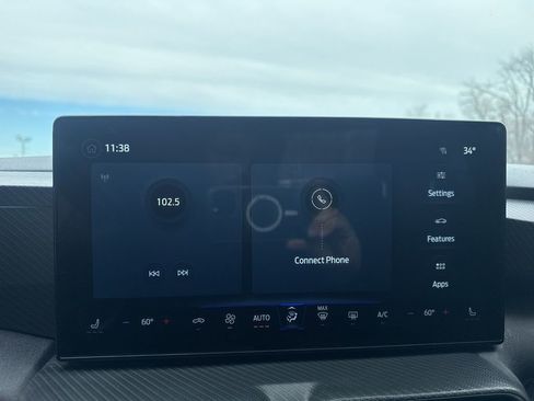 Used 2024 Ford Mustang Coupe image 25