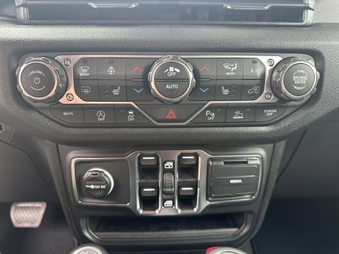 New 2026 Jeep Wrangler Unlimited Sport AWD/4WD image 19