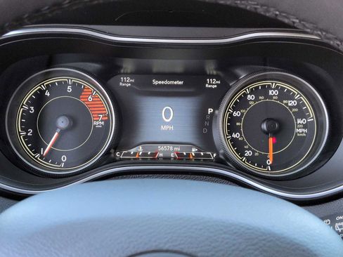 Used 2022 Jeep Cherokee Latitude Lux w/ Sun & Sound Group image 51