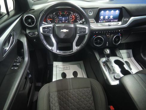 Used 2019 Chevrolet Blazer LT FWD image 11