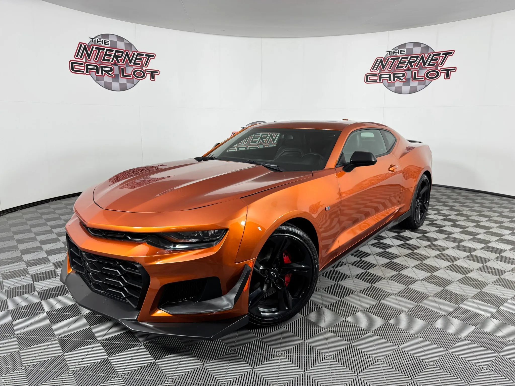 Used 2022 Chevrolet Camaro LT w/ RS Package RWD image 1