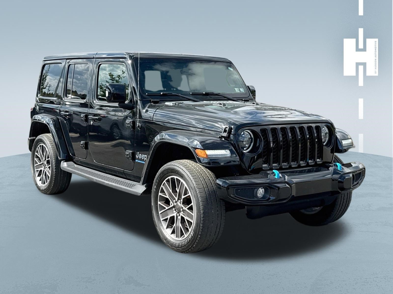 Used 2023 Jeep Wrangler Unlimited Sahara AWD/4WD image 1