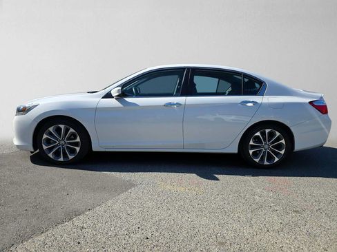 Used 2015 Honda Accord Sport image 6