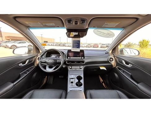 Certified 2023 Hyundai Kona Limited w/ Cargo Package image 10