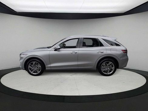 Used 2025 Genesis GV70 2.5T AWD/4WD image 5