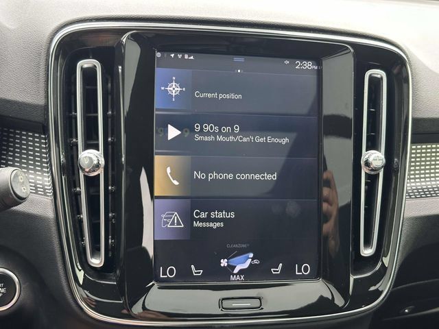 Used 2019 Volvo XC40 T5 R-Design AWD/4WD image 26