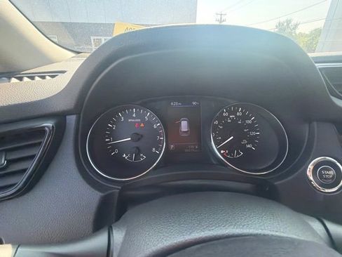 Used 2020 Nissan Rogue SL w/ Premium Package AWD/4WD image 11