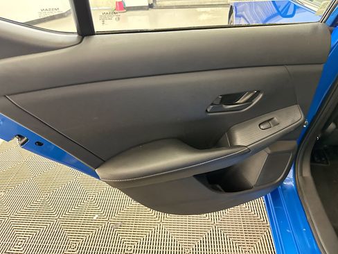 Used 2025 Nissan Sentra SV image 26