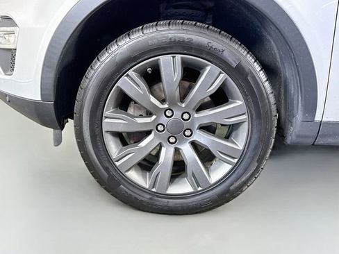 Used 2016 Land Rover Discovery Sport HSE Luxury AWD/4WD image 34