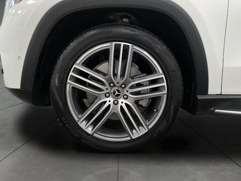 Certified 2026 Mercedes-Benz GLS 450 4MATIC image 13
