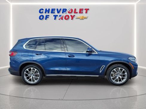 Used 2022 BMW X5 xDrive40i AWD/4WD image 10