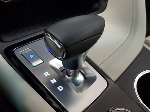 Used 2026 Genesis G70 2.5T RWD image 32