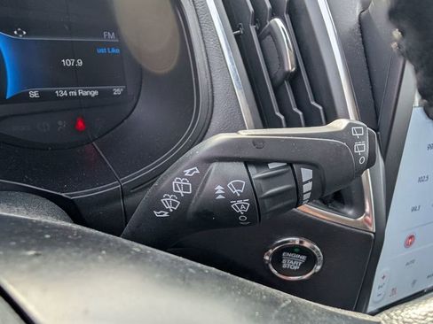 Used 2024 Ford Edge Titanium image 30