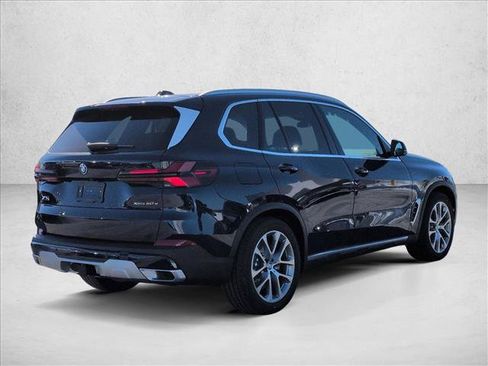 New 2026 BMW X5 xDrive50e image 2