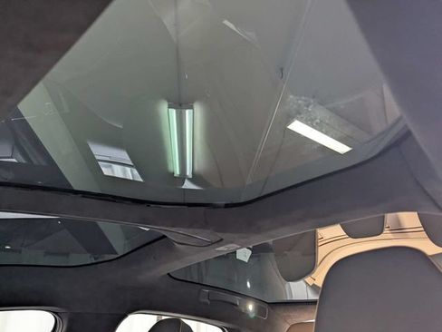 Used 2023 Lucid Air Touring AWD/4WD image 14