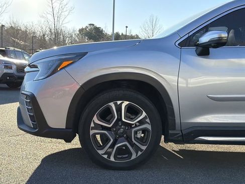 Used 2023 Subaru Ascent Limited w/ Technology Package image 5