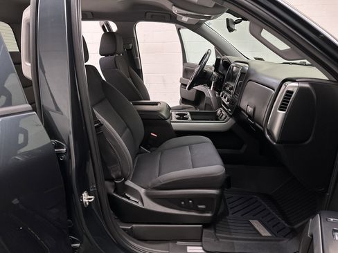 Used 2018 Chevrolet Silverado 1500 LT w/ All Star Edition AWD/4WD image 23